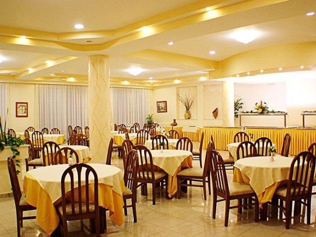Park & 4* Planos