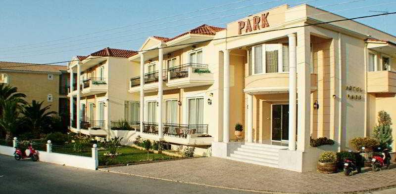 Park & 4* Planos