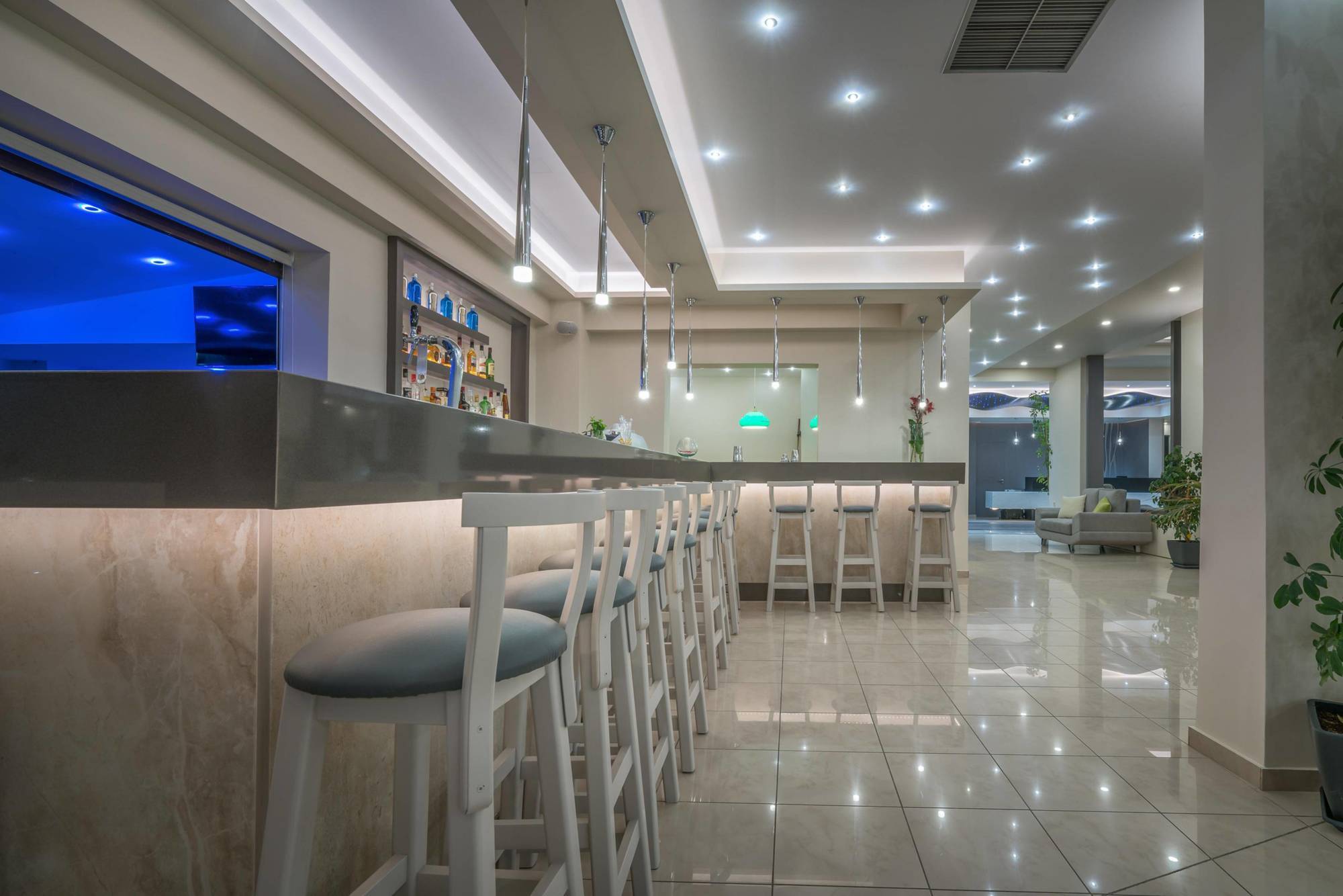 Park & 4* Planos