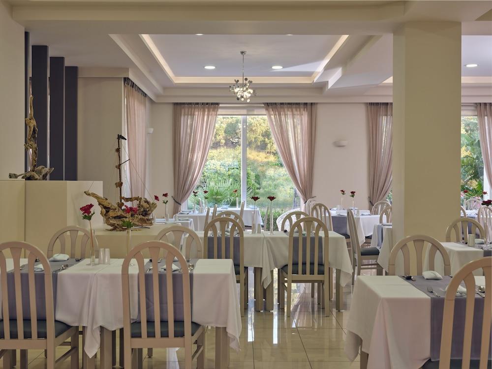 Hotel Park &